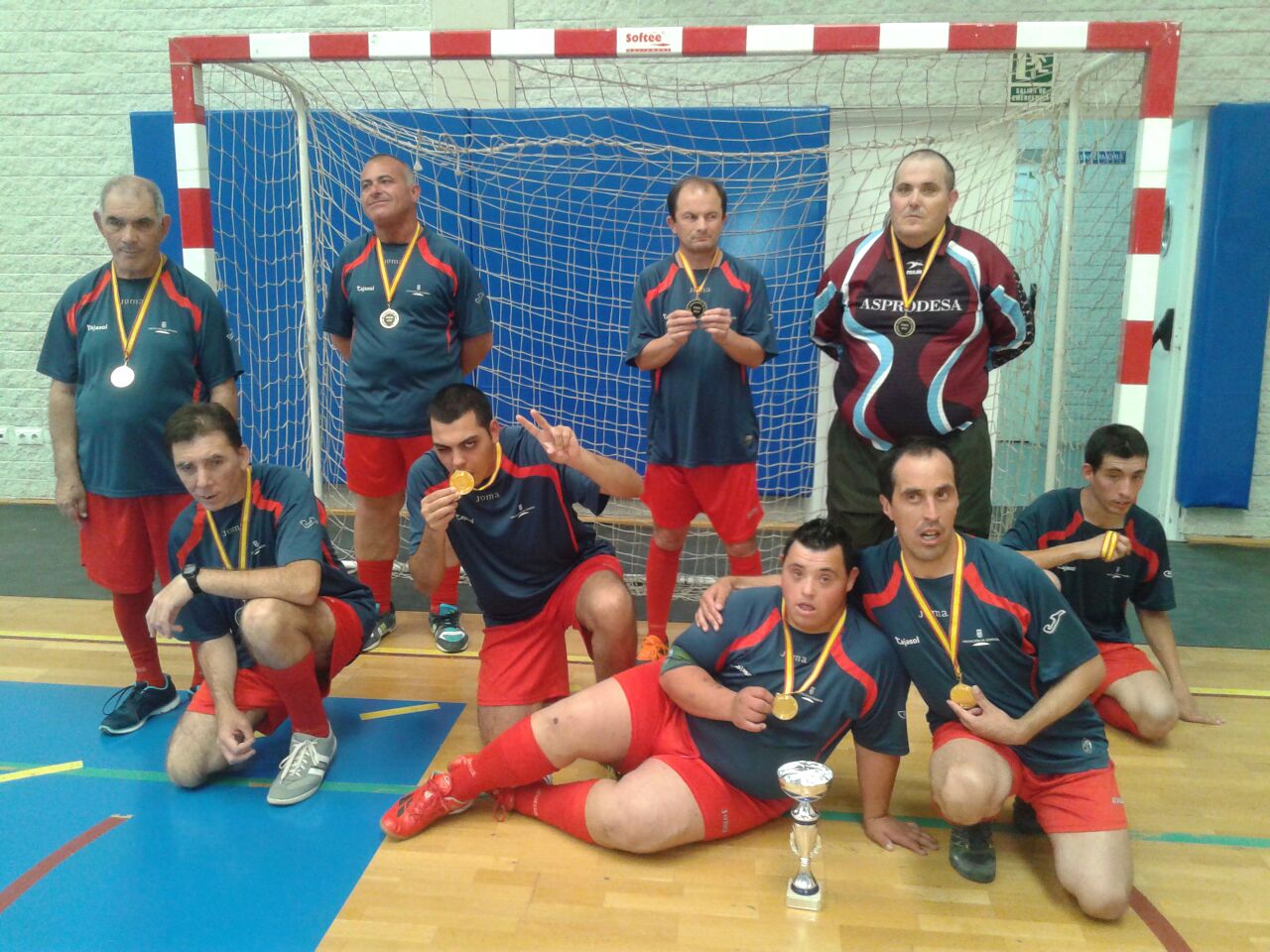 Los Campeones