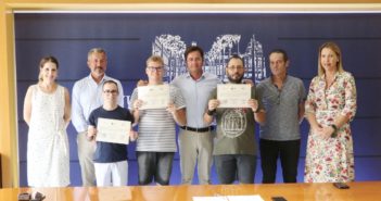 Usuarios de Asprodesa, preparados para incorporarse al mercado laboral tras finalizar sus prácticas en el Ayuntamiento